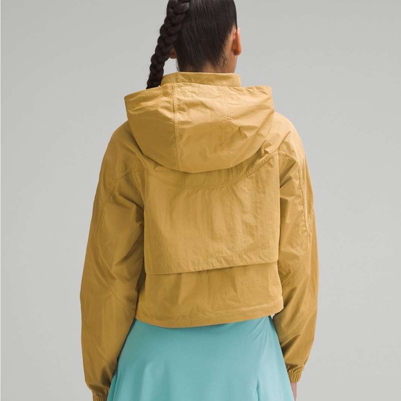 LULULEMON - Evergreen Cropped Anorak (Mango Dream) - Picture 2 of 13